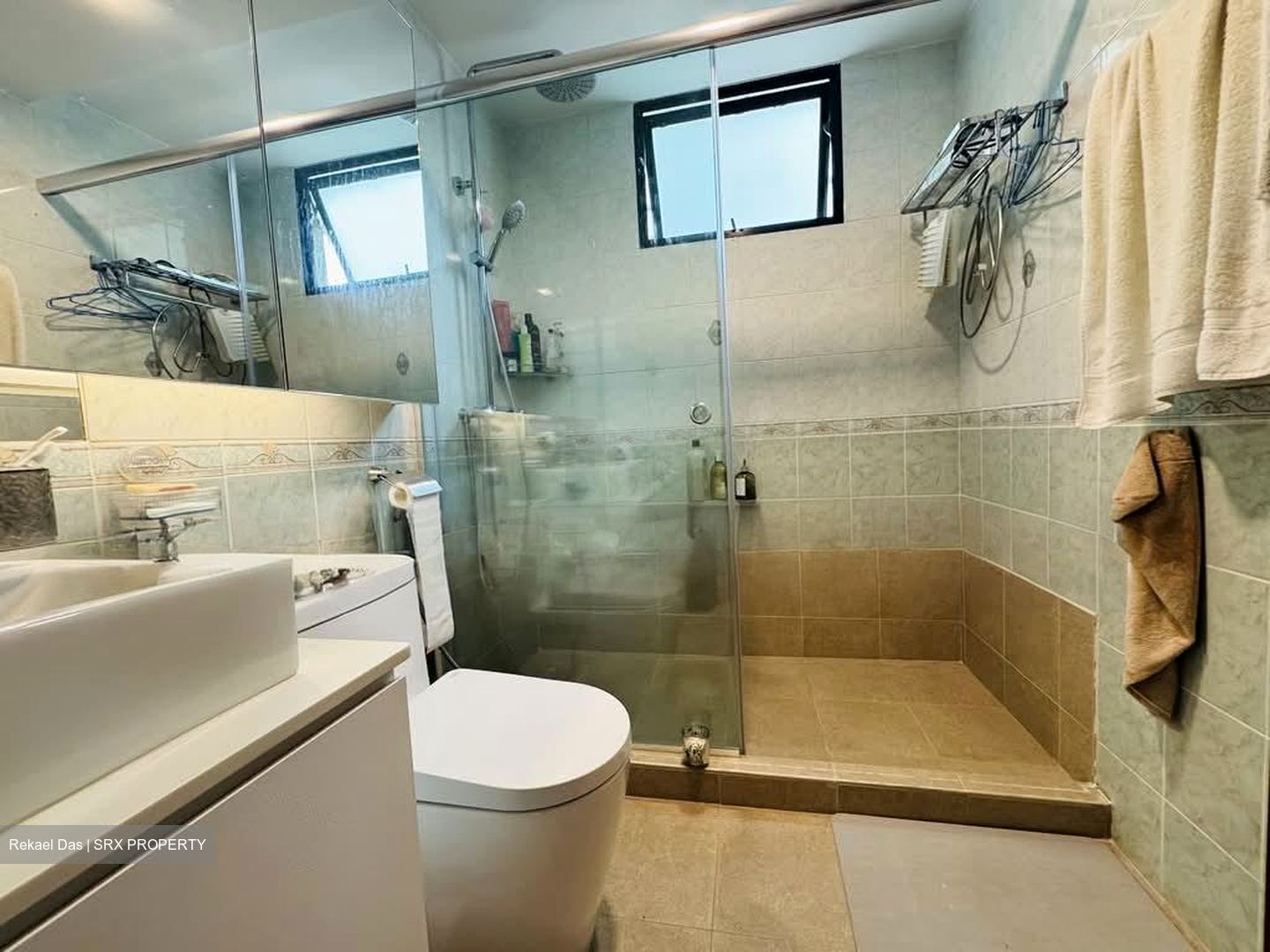 Simei Green Condominium (D18), Condominium #581786841